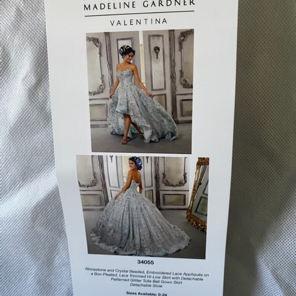 Gown - Picture 4 of 4